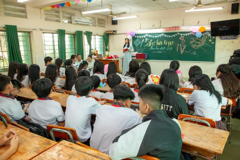 Giáo viên tại trung tâm